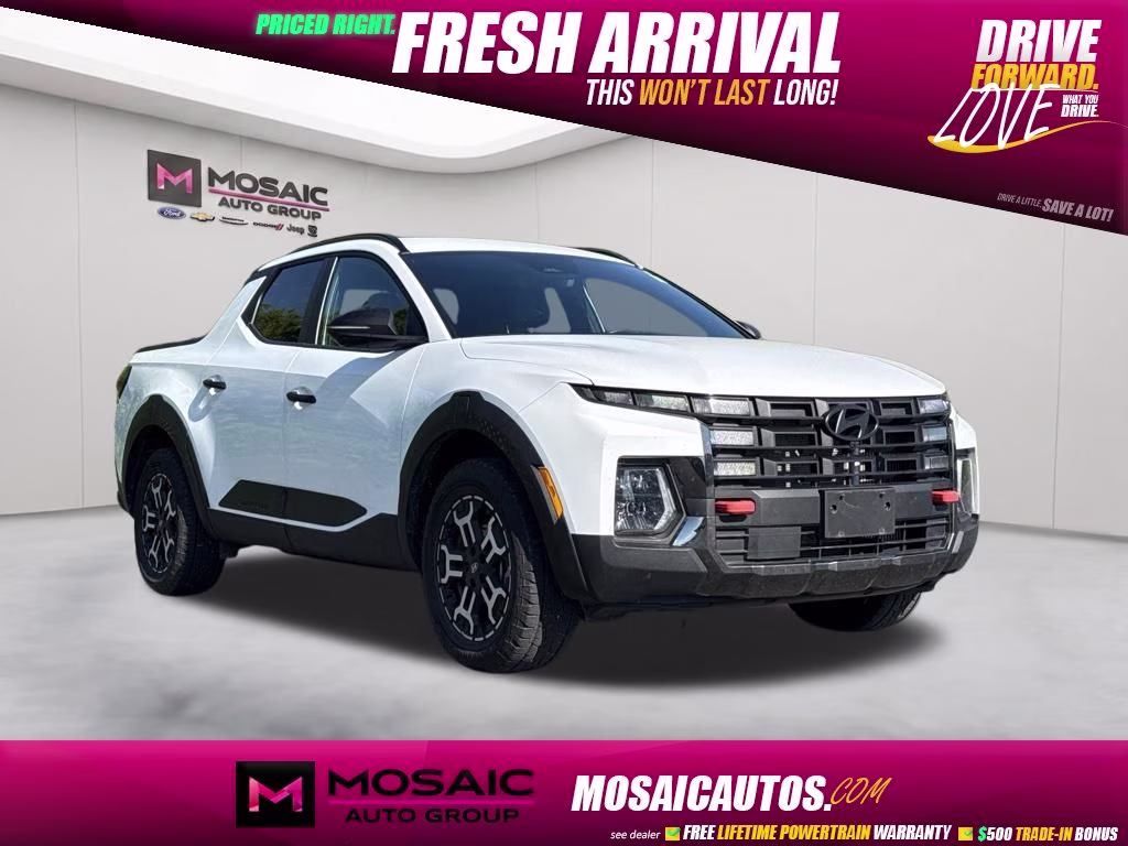 2025 White Hyundai Santa Cruz XRT AWD Truck