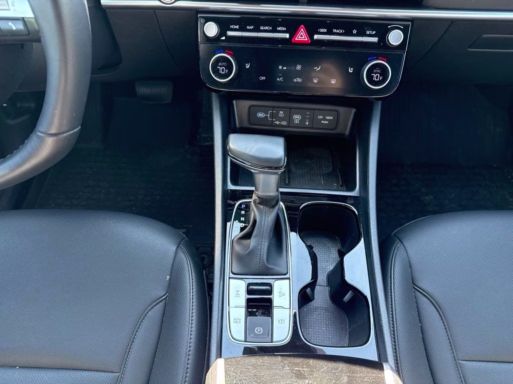 2025 White Hyundai Santa Cruz XRT AWD Truck