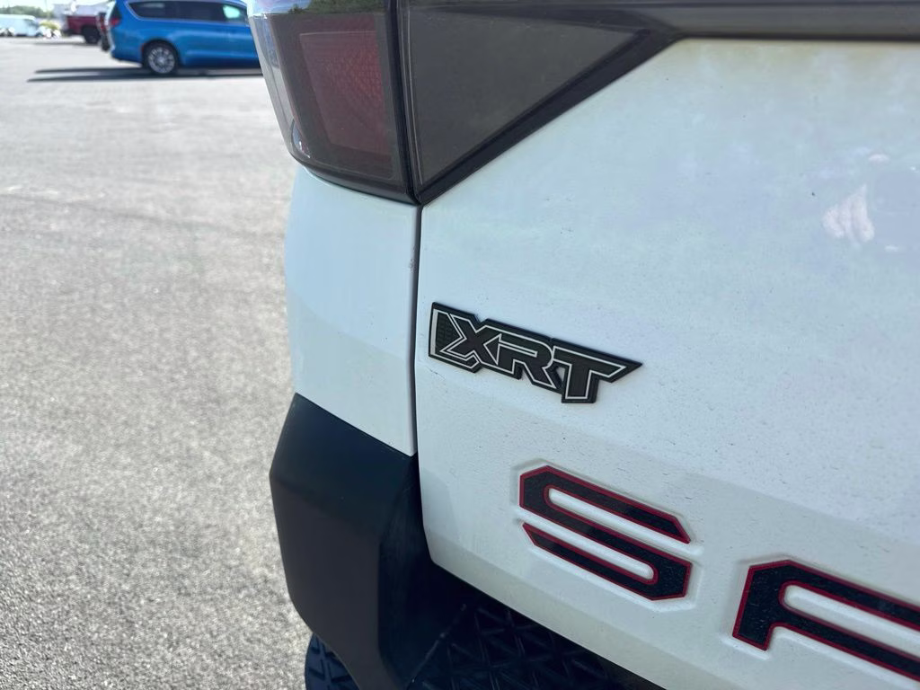 2025 White Hyundai Santa Cruz XRT AWD Truck
