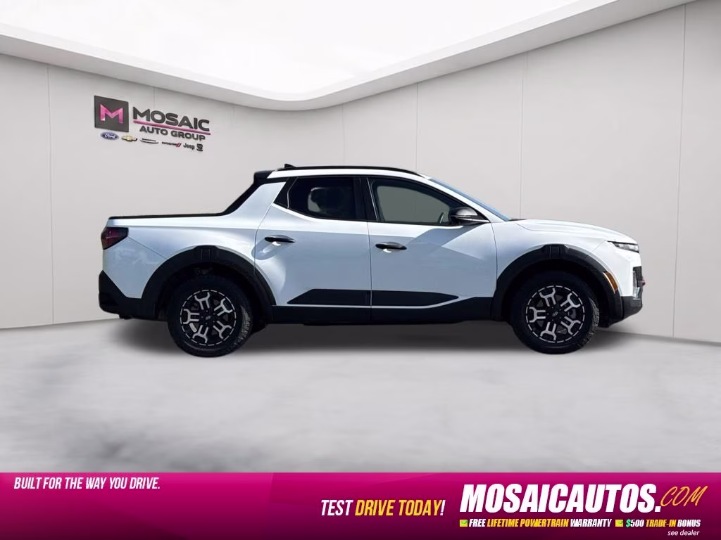 2025 White Hyundai Santa Cruz XRT AWD Truck