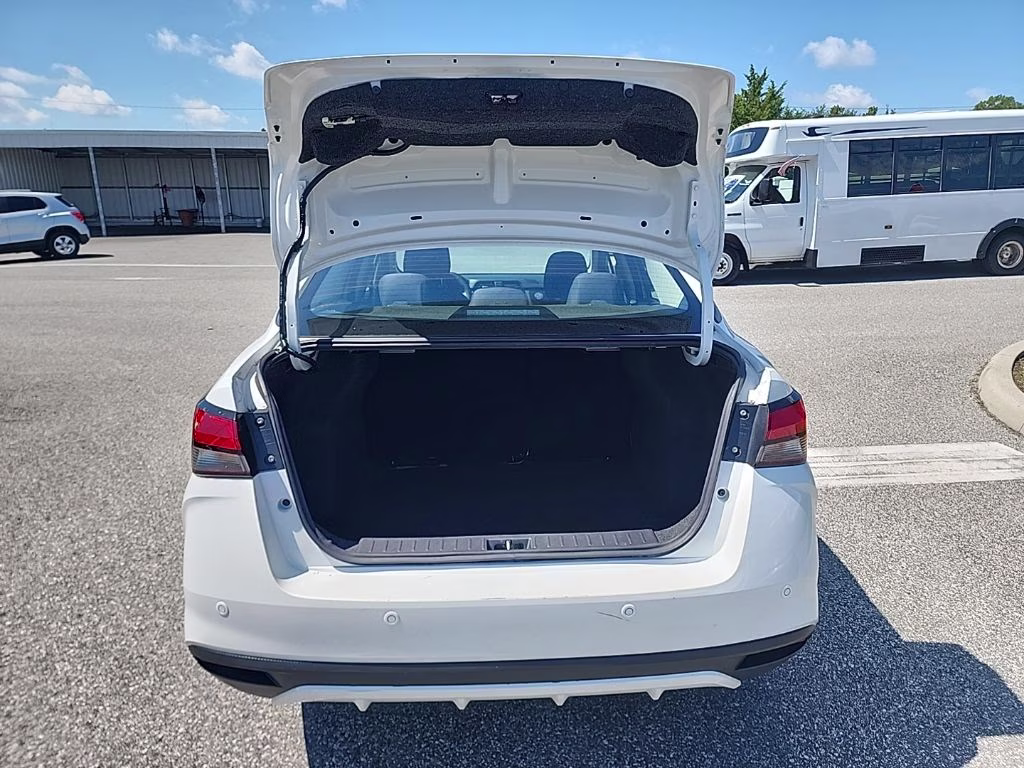 2024 Aspen White Tricoat Nissan Versa 1.6 SR FWD Sedan