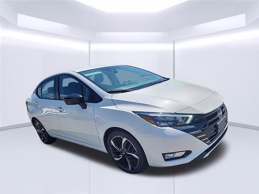 2024 Aspen White Tricoat Nissan Versa 1.6 SR FWD Sedan