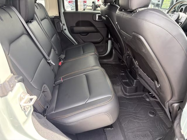 2024 Earl Clearcoat Jeep Wrangler Sahara 4X4 Convertible