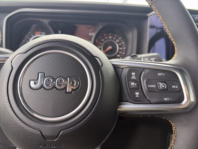 2024 Earl Clearcoat Jeep Wrangler Sahara 4X4 Convertible