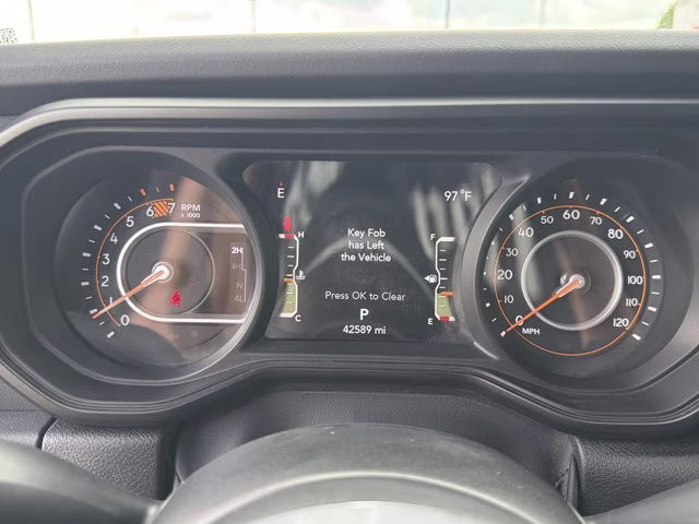 2024 Earl Clearcoat Jeep Wrangler Sahara 4X4 Convertible