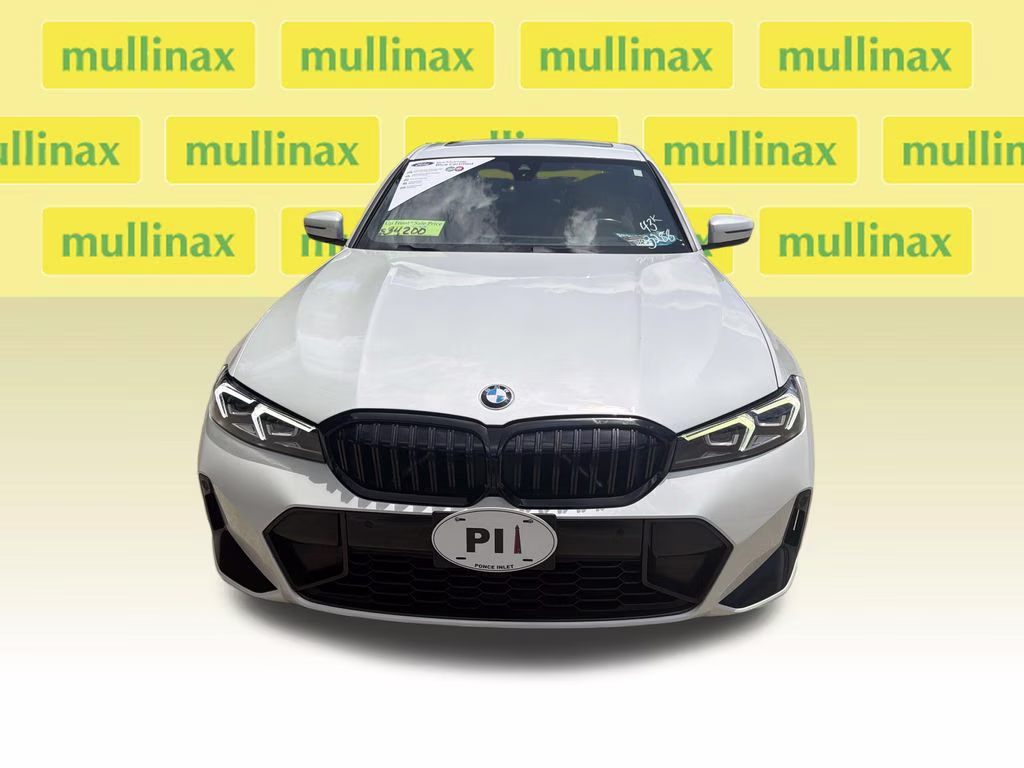 2023 Mineral White Metallic BMW 3 Series 330i xDrive AWD Sedan