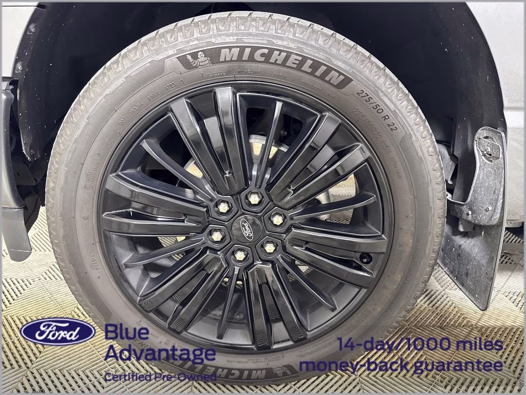 2025 Carbonized Gray Metallic Ford F-150 Platinum 4X4 Truck