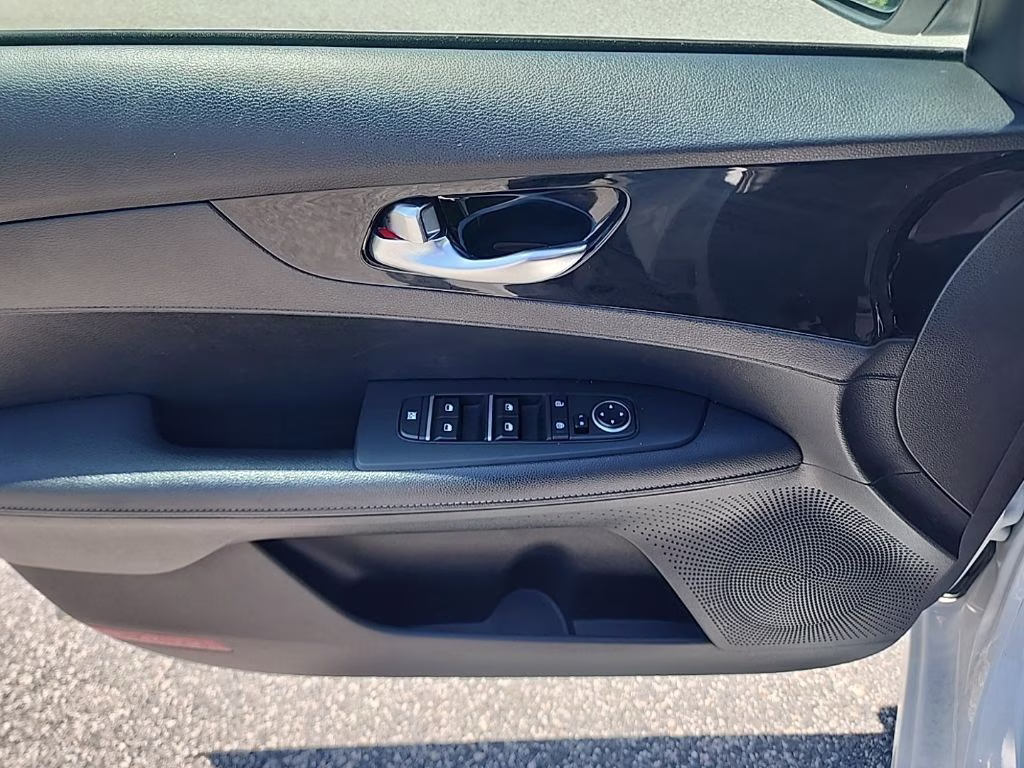 2023 Clear White Kia Forte GT-Line FWD Sedan