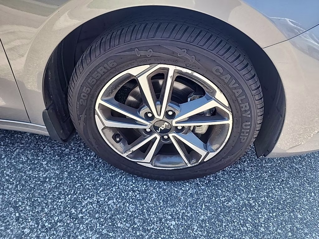 2023 Kia Forte GT-Line FWD Sedan