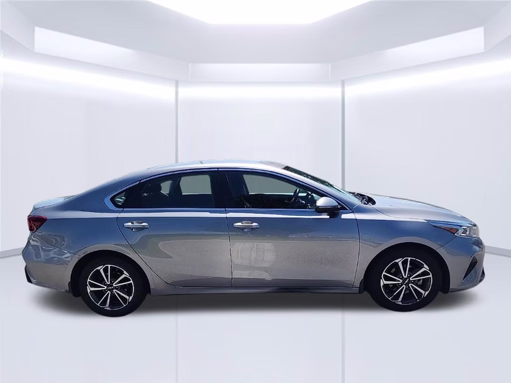 2023 Kia Forte GT-Line FWD Sedan