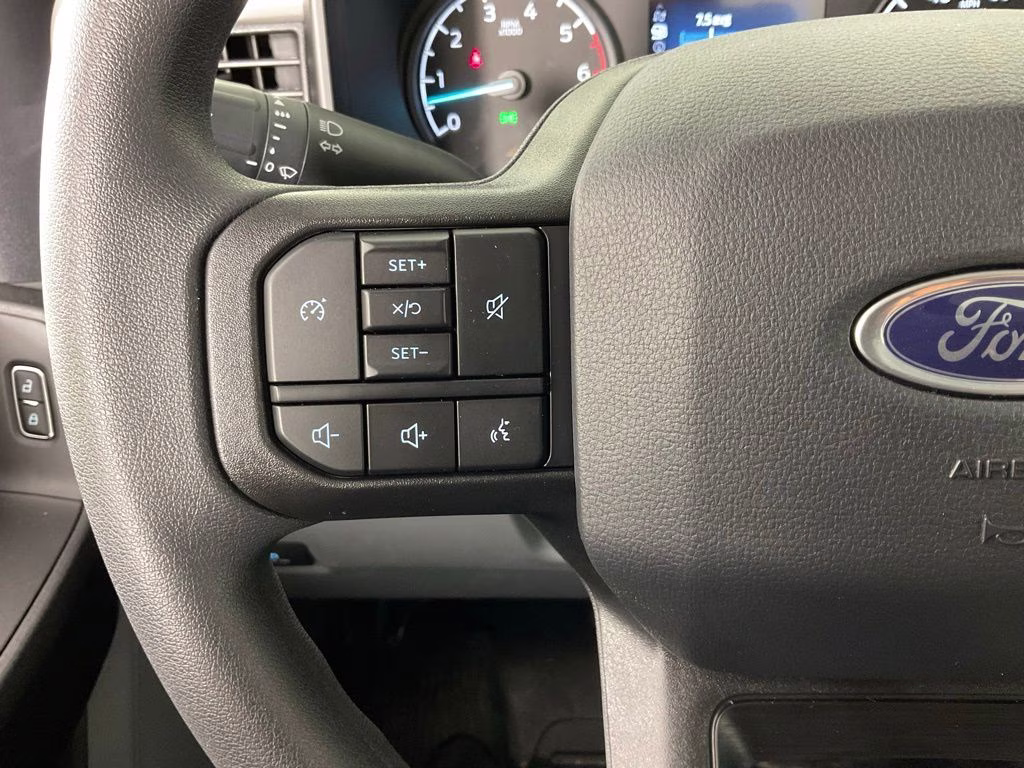 2025 Oxford White Ford Super Duty F-250 SRW XL RWD Truck