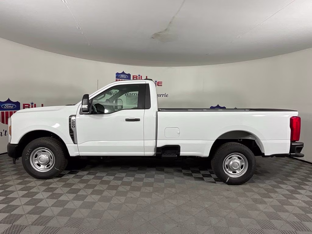 2025 Oxford White Ford Super Duty F-250 SRW XL RWD Truck