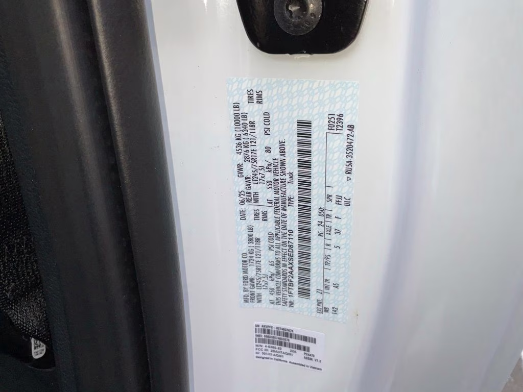 2025 Oxford White Ford Super Duty F-250 SRW XL RWD Truck