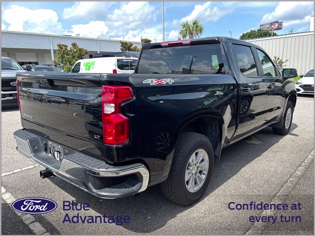 2025 Black Chevrolet Silverado 1500 LT 4X4 Truck