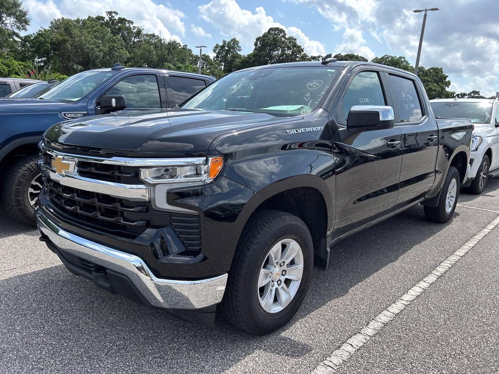 2025 Black Chevrolet Silverado 1500 LT 4X4 Truck