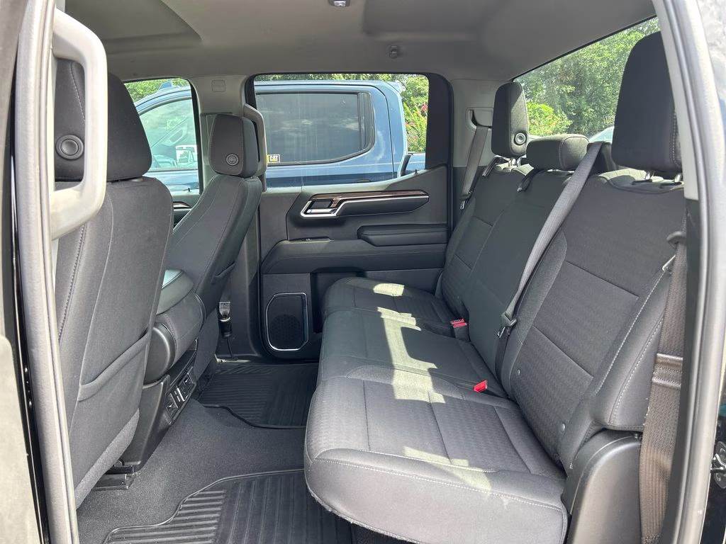 2025 Black Chevrolet Silverado 1500 LT 4X4 Truck