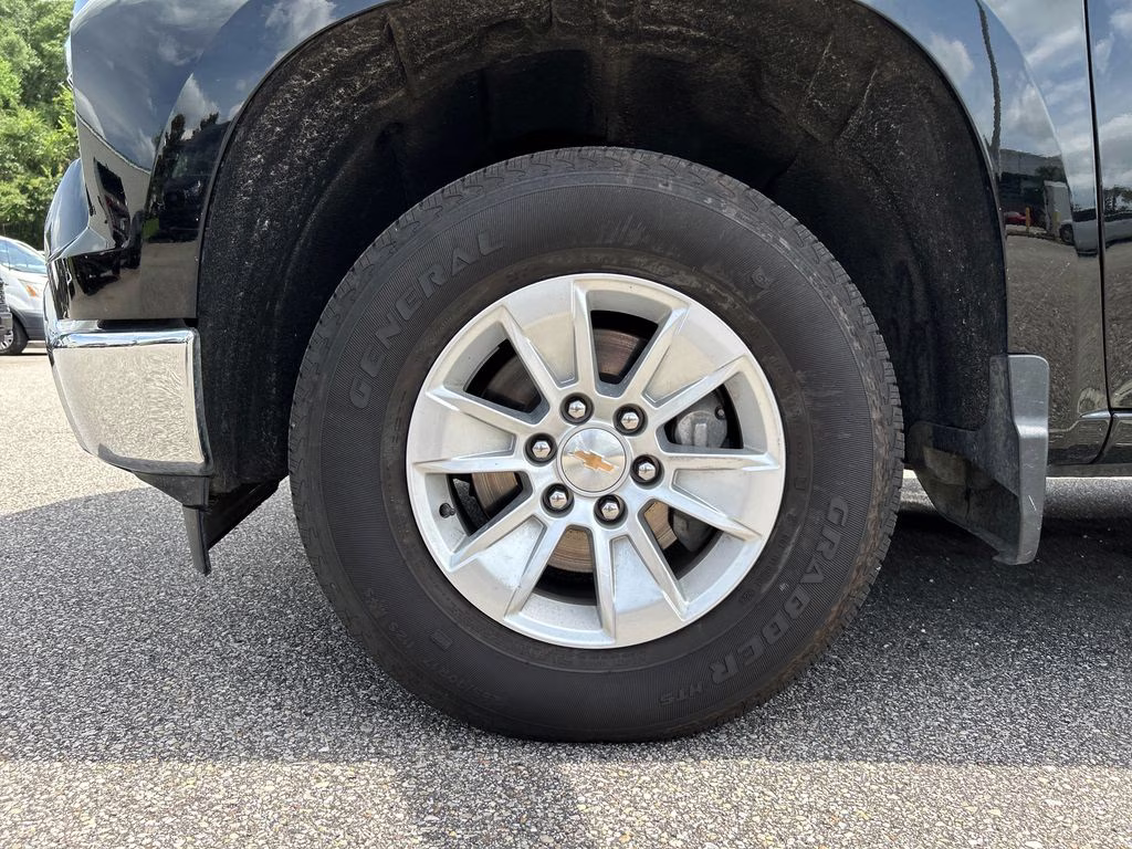 2025 Black Chevrolet Silverado 1500 LT 4X4 Truck