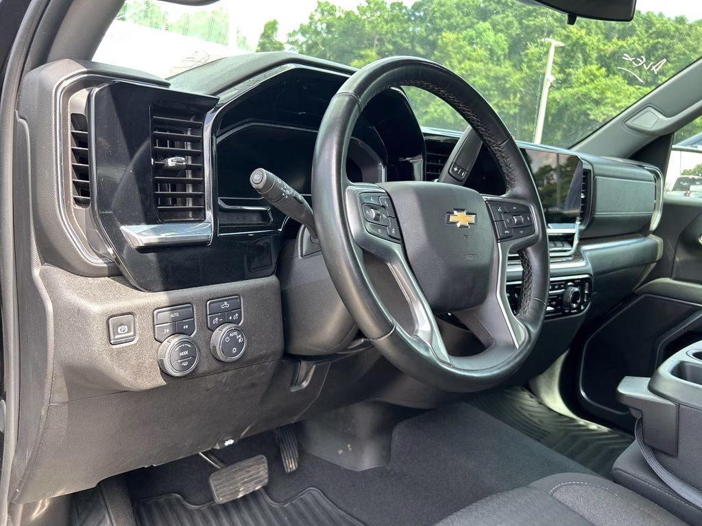 2025 Black Chevrolet Silverado 1500 LT 4X4 Truck