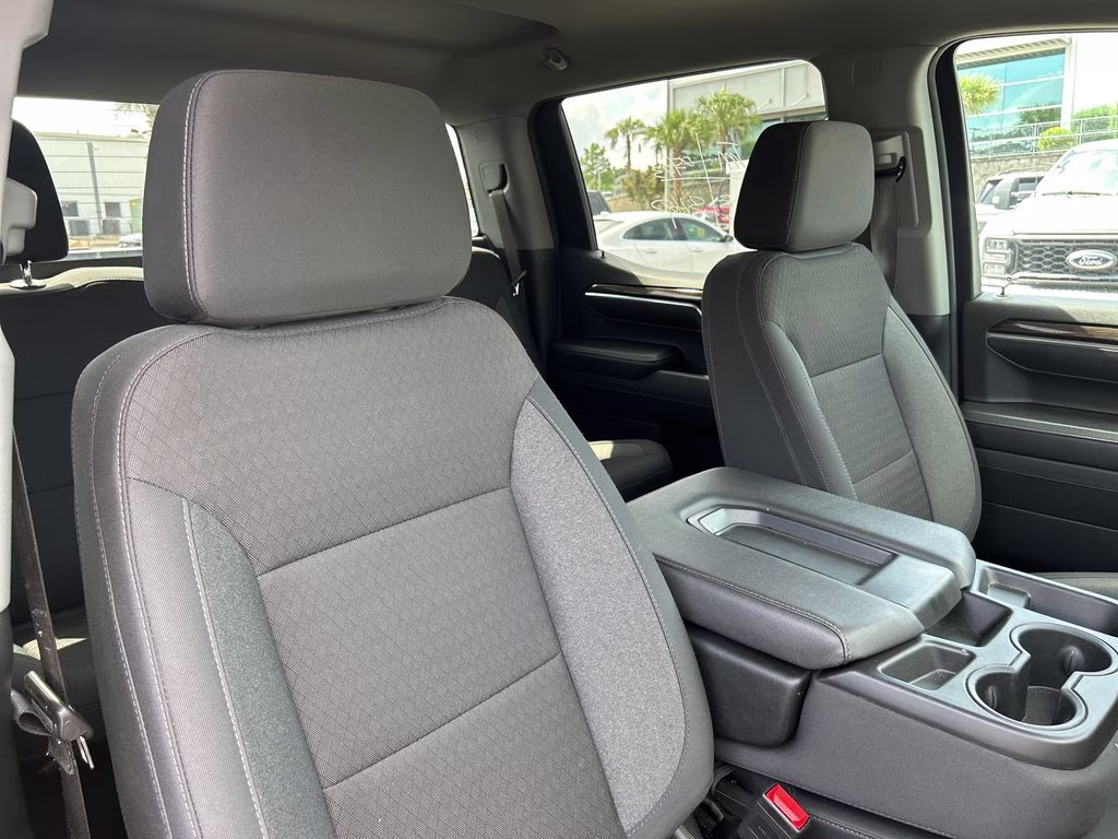 2025 Black Chevrolet Silverado 1500 LT 4X4 Truck