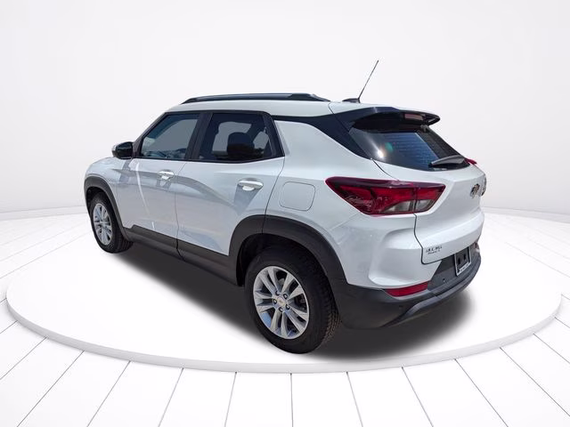 2023 Summit White Chevrolet Trailblazer LT FWD SUV
