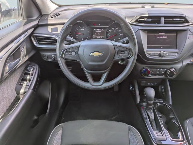 2023 Summit White Chevrolet Trailblazer LT FWD SUV