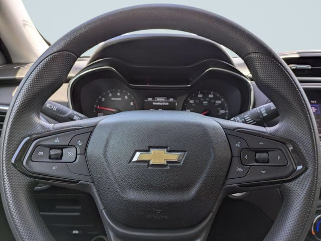 2023 Summit White Chevrolet Trailblazer LT FWD SUV