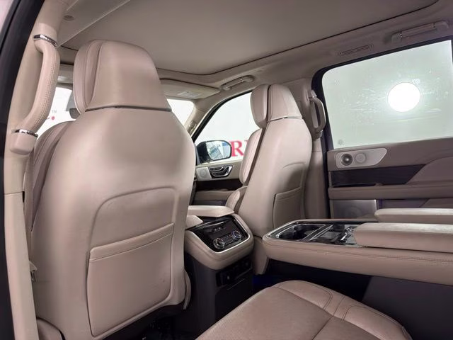 2020 Mocha Lincoln Navigator Reserve 4X4 SUV