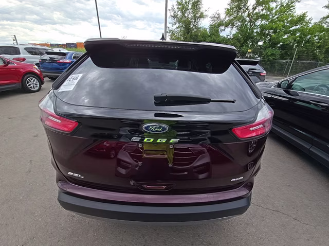 2023 Burgundy Velvet Metallic Tinted Clearcoat Ford Edge SEL AWD SUV