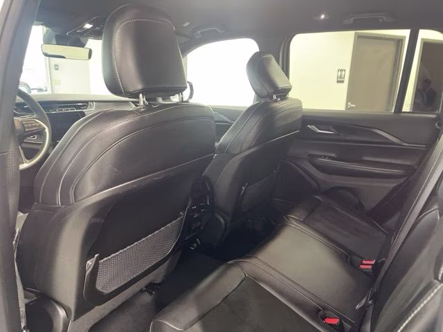 2025 Silver Jeep Grand Cherokee Altitude 4X4 SUV