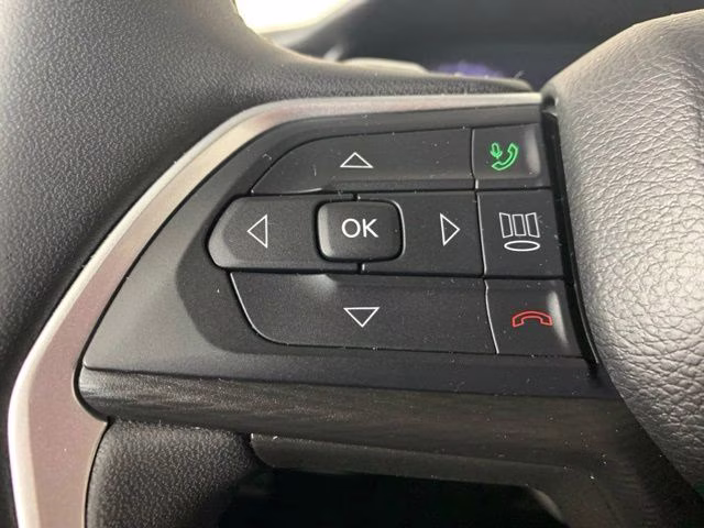 2025 Silver Zynith Jeep Grand Cherokee Altitude 4X4 SUV