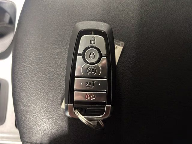 2023 Burgundy Velvet Metallic Tinted Clearcoat Ford Edge SEL AWD SUV