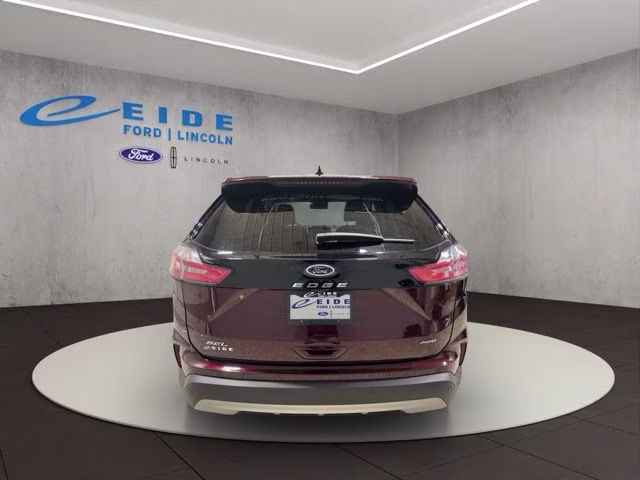 2023 Burgundy Velvet Metallic Tinted Clearcoat Ford Edge SEL AWD SUV