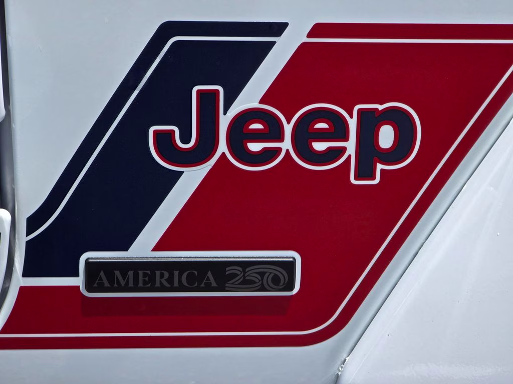 2026 Bright White Clearcoat Jeep Wrangler AMERICA250 Edition 4X4 SUV