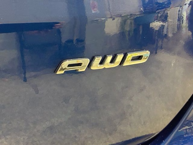 2023 Atlas Blue Metallic Ford Edge SEL AWD SUV