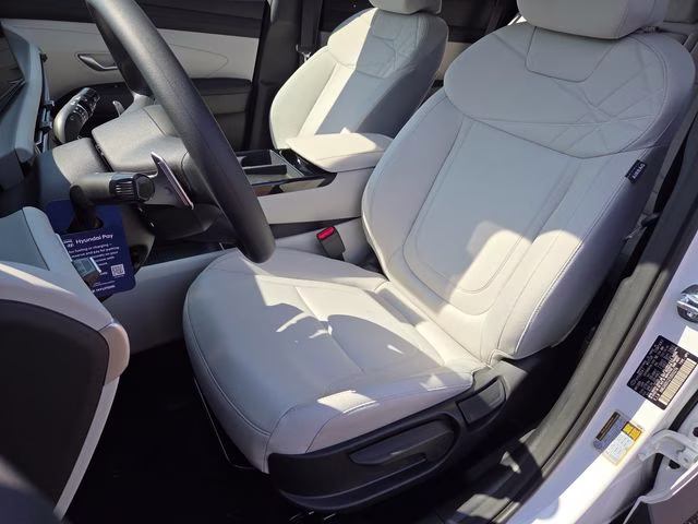 2026 Creamy White Pearl Hyundai Tucson Hybrid Blue SE AWD SUV
