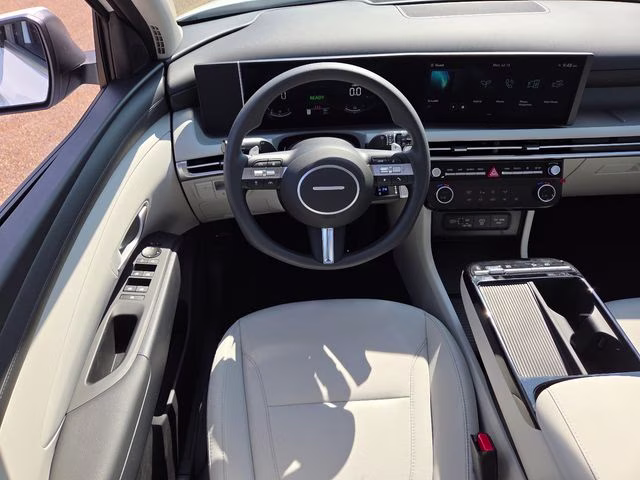 2026 Creamy White Pearl Hyundai Tucson Hybrid Blue SE AWD SUV