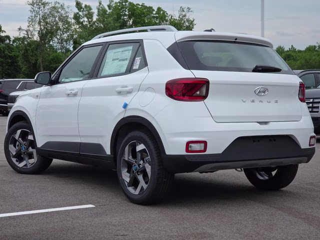 2026 Lunar White Hyundai Venue SEL FWD SUV