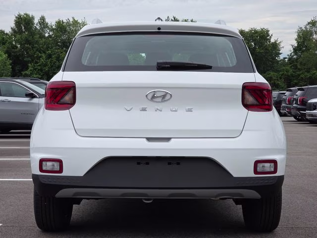 2026 Lunar White Hyundai Venue SEL FWD SUV