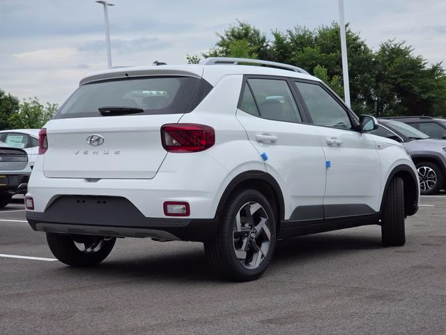 2026 Lunar White Hyundai Venue SEL FWD SUV