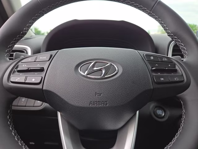2026 Lunar White Hyundai Venue SEL FWD SUV