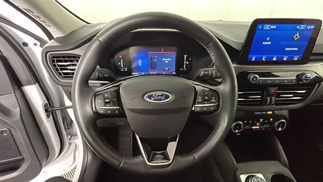 2023 White Ford Escape Active FWD SUV