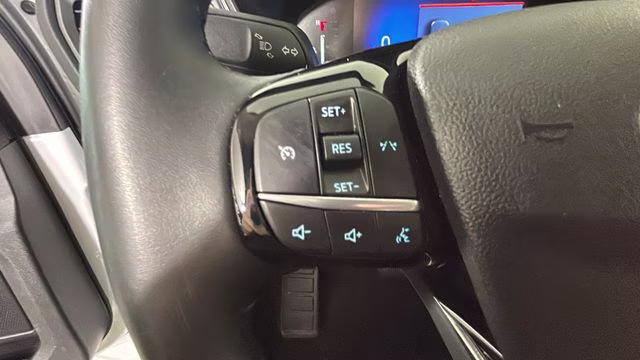 2023 White Ford Escape Active FWD SUV