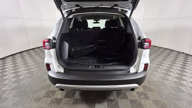 2023 White Ford Escape Active FWD SUV
