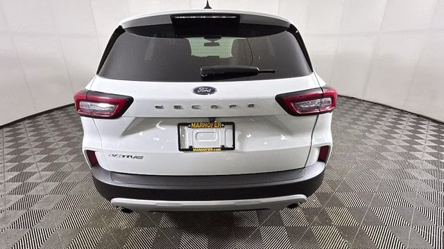 2023 White Ford Escape Active FWD SUV