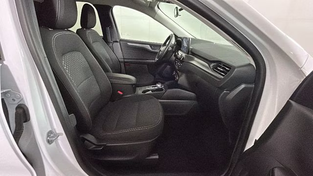 2023 White Ford Escape Active FWD SUV