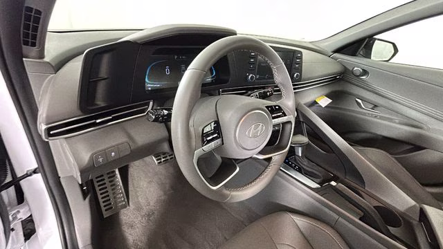 2025 Serenity White Hyundai Elantra SEL Sport FWD Sedan