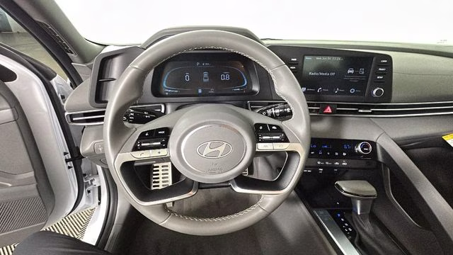 2025 Serenity White Hyundai Elantra SEL Sport FWD Sedan
