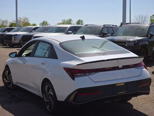 2025 Serenity White Hyundai Elantra SEL Sport FWD Sedan