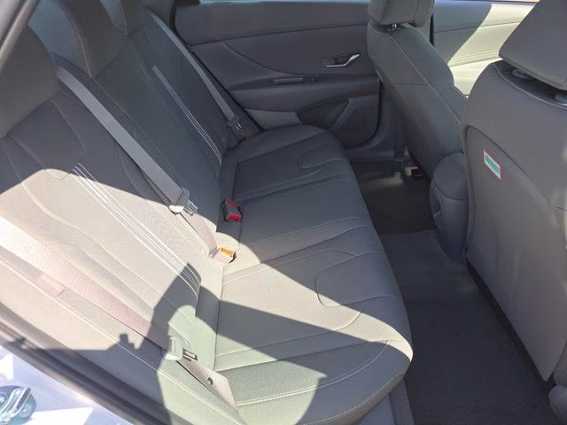 2025 Serenity White Hyundai Elantra SEL Sport FWD Sedan