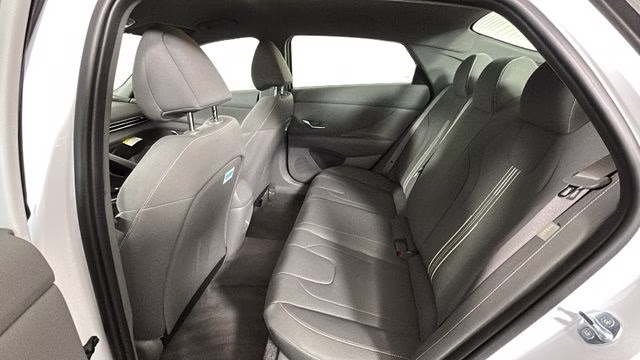2025 Serenity White Hyundai Elantra SEL Sport FWD Sedan